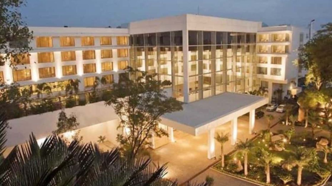 Radisson Blu Plaza Hotel Banjara Hills